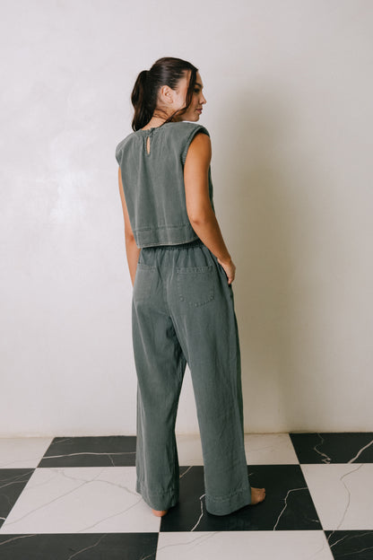 Pantalon silueta ancha con pretina enresortada Bermeo